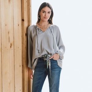 26. Johnny Was | Calmé Peasant Blouse – Silver Gray – Size Medium